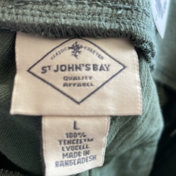 St John’s Bay Wide Leg Cropped Pants NWT - Picture 5 of 6